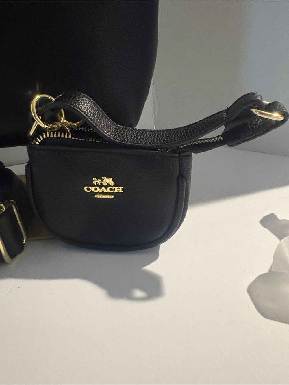 Coach Black Pebbled Leather Tote with Mini Pouch and Strap - Picture 4 of 11